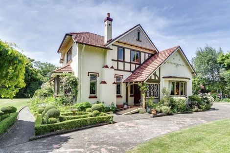 Photo of property in 26 King Street, Dannevirke, 4930