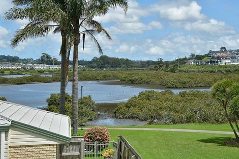 Photo of property in 69 Maygrove Drive, Orewa, 0931