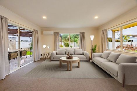 Photo of property in 6a Moeller Street, Taradale, Napier, 4112