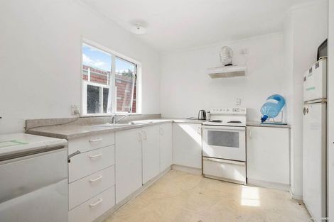 Photo of property in 1/18 Eulogy Place, Randwick Park, Auckland, 2105