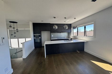 Photo of property in 1/23 Penruddocke Road, Half Moon Bay, Auckland, 2012