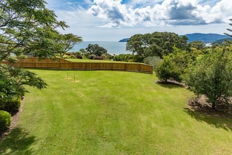 Photo of property in 2 Coopers Drive, Coopers Beach, 0420