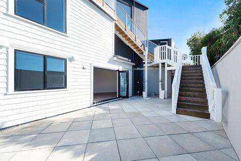 Photo of property in 25u4 Thane Road, Roseneath, Wellington, 6011