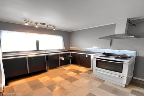 Photo of property in 11a Hoturoa Place, Manurewa, Auckland, 2102