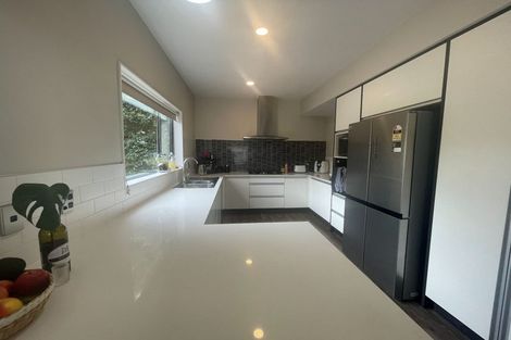 Photo of property in 38a Archers Road, Glenfield, Auckland, 0629