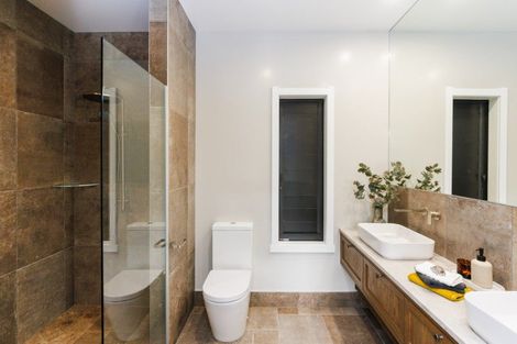 Photo of property in 1 Te Ara Lane, Hokowhitu, Palmerston North, 4410