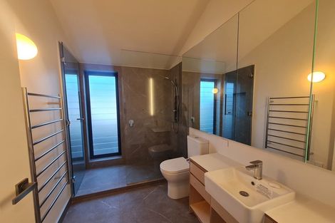 Photo of property in 39 Derwent Street, Island Bay, Wellington, 6023