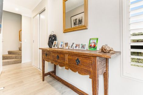 Photo of property in 15 Patrol Lane, Hobsonville, 0616