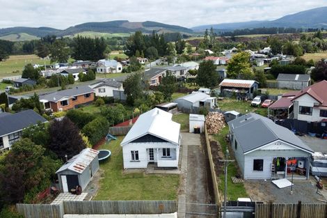 Photo of property in 63 Elles Road, Otautau, 9610