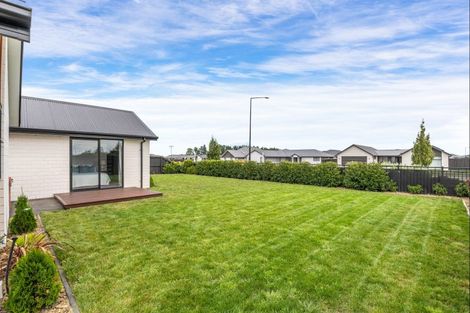 Photo of property in 3 Roles Way, Rolleston, 7615