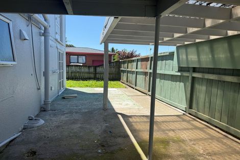 Photo of property in 141 Centreway Road, Orewa, 0931