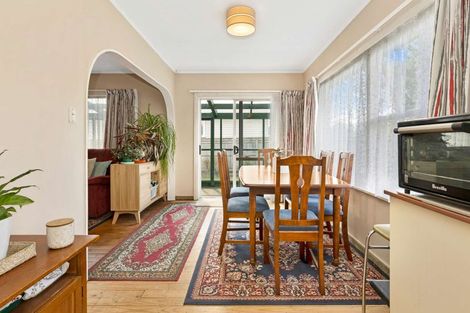 Photo of property in 38 Tennyson Crescent, Stoke, Nelson, 7011