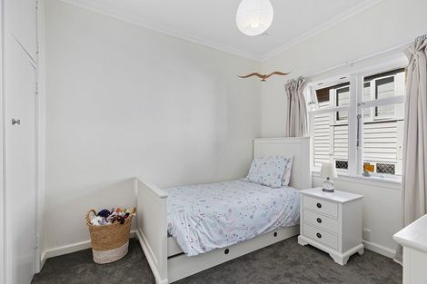 Photo of property in 61 Falkirk Avenue, Seatoun, Wellington, 6022