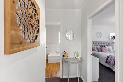 Photo of property in 49 Princes Street, Cambridge, 3434