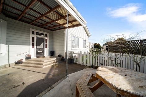 Photo of property in 107 Waihi Road, Hawera, 4610