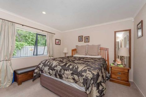 Photo of property in 72 Nielsen Gardens, Rototuna, Hamilton, 3210