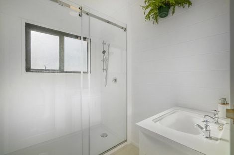 Photo of property in 12 Miro Place, Whitianga, 3510