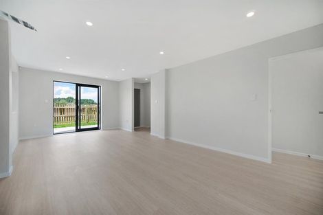 Photo of property in 73 Kaha Road, Papakura, 2110