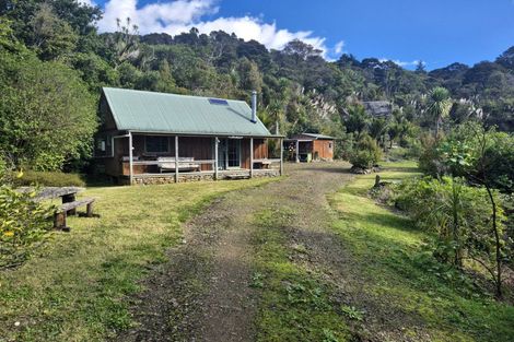 Photo of property in 1797 Colville Road, Amodeo Bay, Coromandel, 3584
