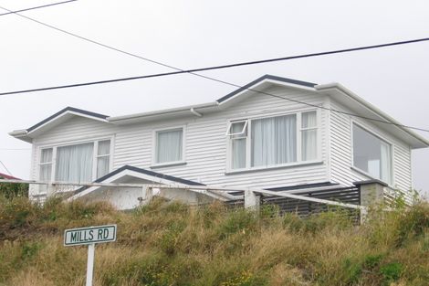 Photo of property in 9 Mills Road, Brooklyn, Wellington, 6021