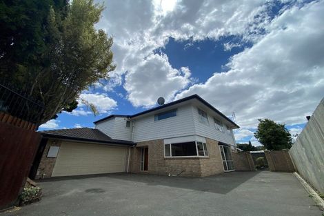 Photo of property in 4a Roche Avenue, Upper Riccarton, Christchurch, 8041