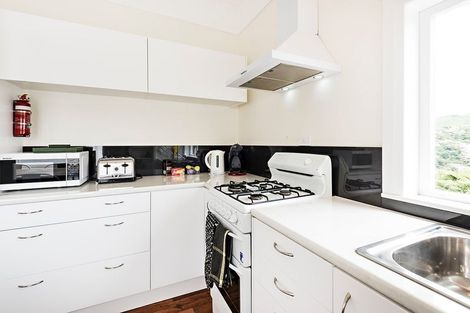 Photo of property in 90 Washington Avenue, Brooklyn, Wellington, 6021