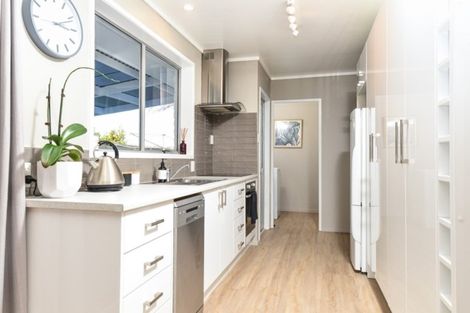 Photo of property in 2 Montana Place, Dinsdale, Hamilton, 3204