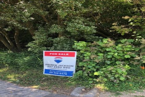 Photo of property in 15 Beatty Avenue, Karori, Wellington, 6012