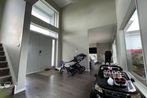 Photo of property in 28 Milano Boulevard, Karaka, Papakura, 2113