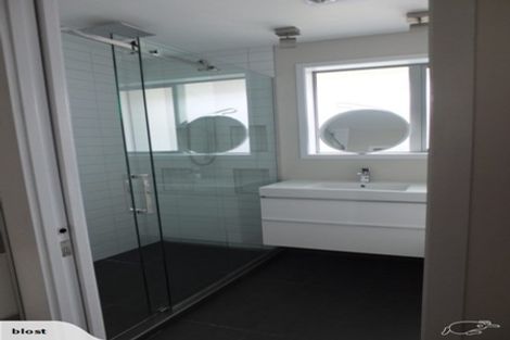 Photo of property in 1 Esher Place, Saint Martins, Christchurch, 8022