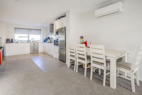 Photo of property in 33 Settlers Avenue, Hobsonville, Auckland, 0618