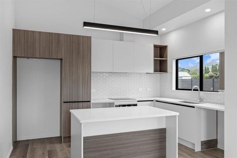 Photo of property in 104 Mataikokako Loop, Kawakawa Bay, 2585