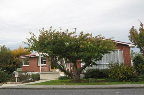 Photo of property in 16 Ryrie Street, Balclutha, 9230
