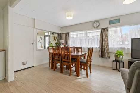 Photo of property in 17 Parkland Crescent, Te Kamo, Whangarei, 0112