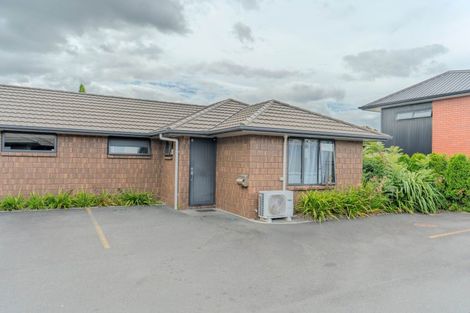 Photo of property in 1/108 Old Farm Road, Hamilton East, Hamilton, 3216