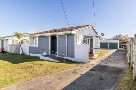Photo of property in 152 Puriri Street, Castlecliff, Whanganui, 4501