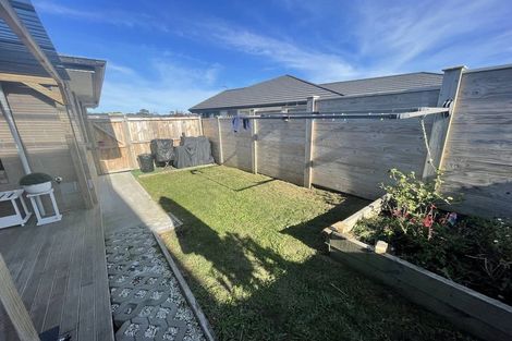 Photo of property in 51 Pitoitoi Drive, Riverhead, 0820