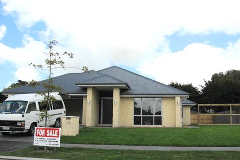 Photo of property in 18 Elmwood Drive, Prebbleton, 7604