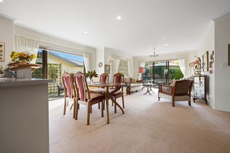 Photo of property in Bramley Gardens, 33/3u Turnbury Court, Rototuna, Hamilton, 3210