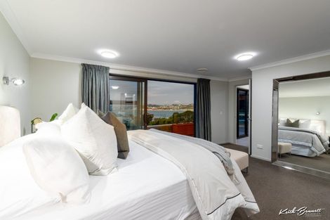 Photo of property in 216b Sutherland Road, Lyall Bay, Wellington, 6022