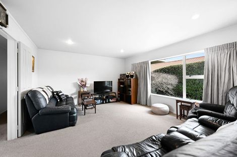 Photo of property in 26 Halcione Close, Flagstaff, Hamilton, 3210