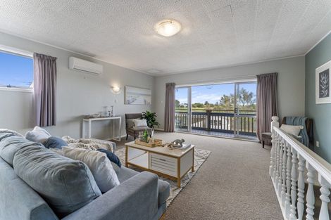 Photo of property in 66 Martin Road, Paraparaumu Beach, Paraparaumu, 5032