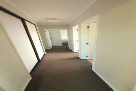 Photo of property in 3 Greystoke Lane, Avonhead, Christchurch, 8042