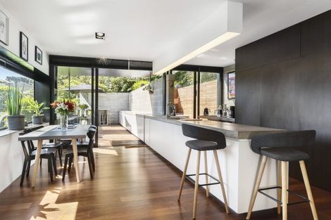 Photo of property in 20a Montgomery Avenue, Karori, Wellington, 6012