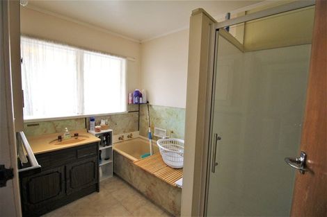 Photo of property in 14 Fenwick Crescent, Hillcrest, Hamilton, 3216