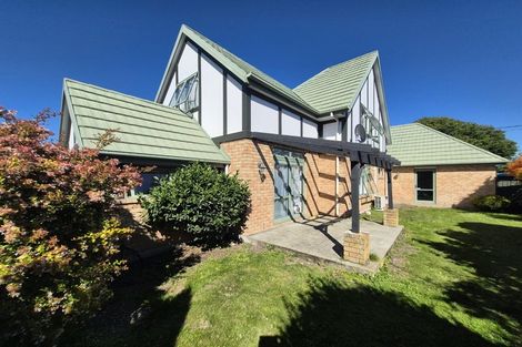 Photo of property in 132 Withells Road, Avonhead, Christchurch, 8042