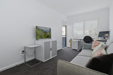 Photo of property in 4/2 Sixth Avenue, Tauranga, 3110