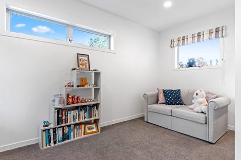Photo of property in 18a Sylvan Park Avenue, Milford, Auckland, 0620