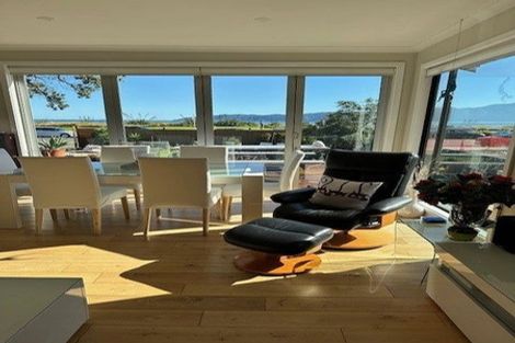 Photo of property in 55 Marine Parade, Paraparaumu Beach, Paraparaumu, 5032