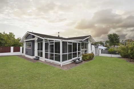 Photo of property in 4 Newcastle Road, Dinsdale, Hamilton, 3204